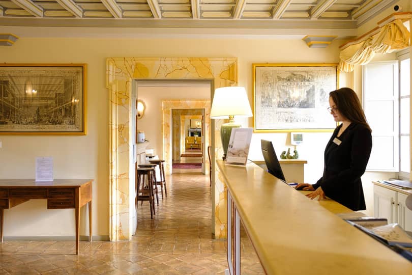 Gallery Hotel 06